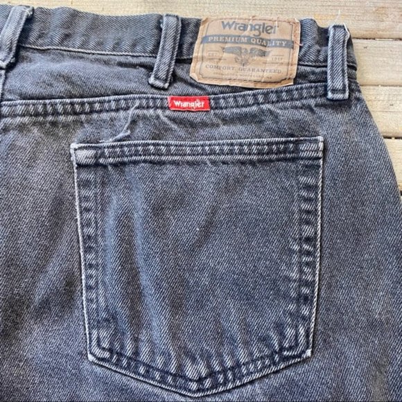 Vintage Wrangler black high rise distressed jean cut off shorts size 14 - Picture 6 of 7